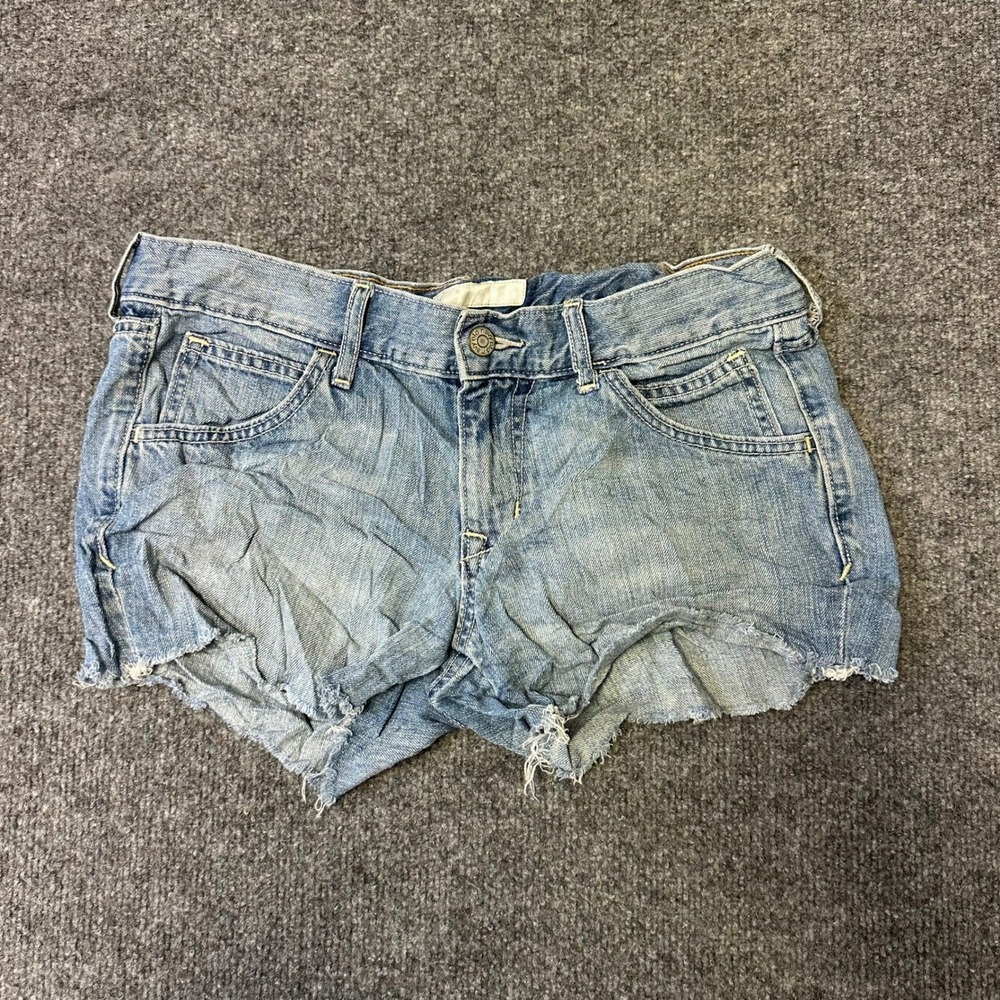 Old Navy Denim Shorts Womens Size 4 Light Wash Low Rise Raw Hem Cotton Casual
